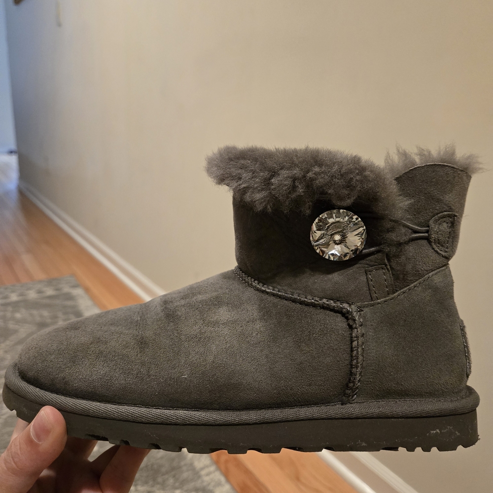 UGG Mini Bailey Button Bling Boot
